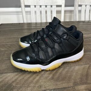 Nike Air Jordan 11 Retro Low 72-10 Black
White Sz 9.5